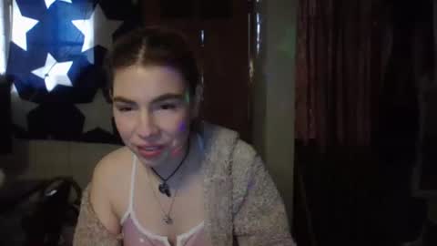 Snapshot of queenravenb chatting on 15, 7, 2026 Queen Raven online show from 15, 7, 2026