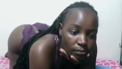 Snapshot of queensassy38 chatting on 6, 5, 2026 Sassy online show from 6, 5, 2026