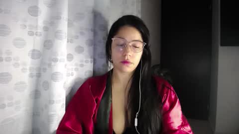 Paola online show from 13, 4, 2026