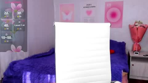 Snapshot of queitsharm_ chatting on 13, 7, 2026 Anna online show from 13, 7, 2026