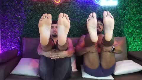 querhyussavagestuds online show from 25, 2, 2026