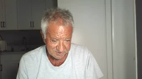 Snapshot of quest_one chatting on 21, 6, 2026 Jim online show from 21, 6, 2026