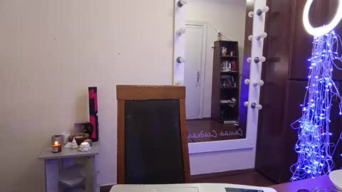 quiet_smile online show from 19, 2, 2026