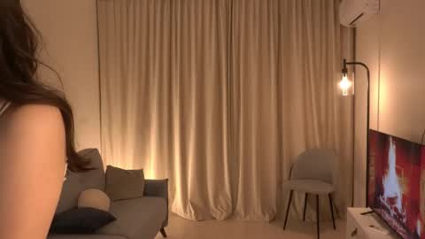 Snapshot of qwelbi chatting on 5, 10, 2025 kiri online show from 5, 10, 2025