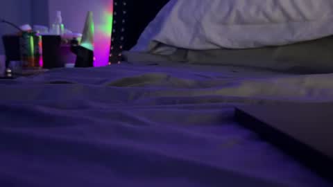 Snapshot of qwertyderpp chatting on 17, 10, 2025 qwerty online show from 17, 10, 2025