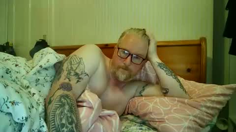 Snapshot of r_o_h_a_n_r_o_o_m chatting on 12, 5, 2026 r_o_h_a_n_r_o_o_m online show from 12, 5, 2026