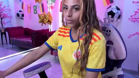 Snapshot of rachel__pretty chatting on 7, 7, 2026 Rachel online show from 7, 7, 2026