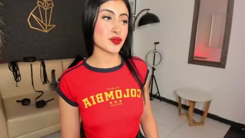 Snapshot of rachel_es chatting on 28, 6, 2026 RACHEL ES online show from 28, 6, 2026