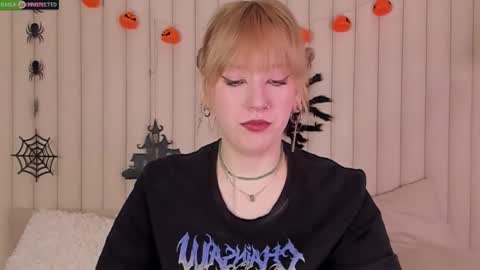 Snapshot of rachelcart chatting on 14, 10, 2025 RachelCart online show from 14, 10, 2025