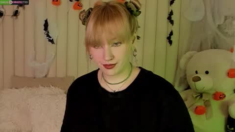 Snapshot of rachelcart chatting on 15, 10, 2025 RachelCart online show from 15, 10, 2025