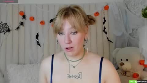 Snapshot of rachelcart chatting on 20, 10, 2025 RachelCart online show from 20, 10, 2025