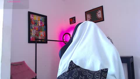 Snapshot of rachell_420 chatting on 8, 5, 2026 rachell_420 online show from 8, 5, 2026