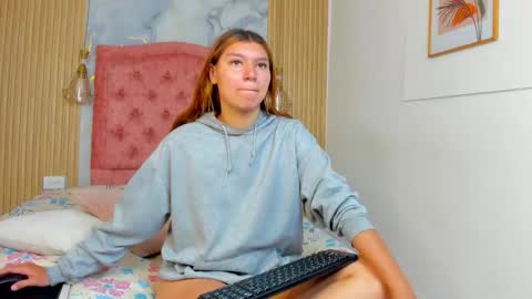 rachellesc online show from 24, 3, 2026