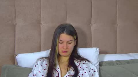 Snapshot of rachellsimpson chatting on 6, 2, 2026 RachellSimpson online show from 6, 2, 2026