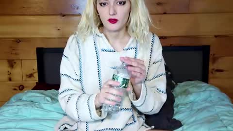 Rachel Price online show from 16, 1, 2025