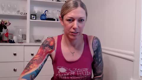 Snapshot of racytracy80 chatting on 30, 1, 2025 Racy Tracy online show from 30, 1, 2025