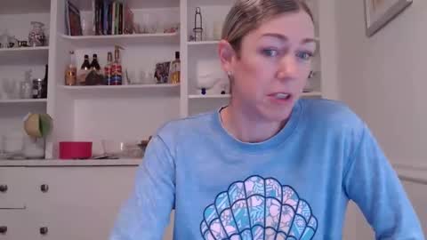 Snapshot of racytracy80 chatting on 9, 1, 2026 Racy Tracy online show from 9, 1, 2026