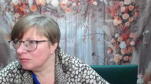 Snapshot of radachudna chatting on 22, 4, 2026 RadaChudna online show from 22, 4, 2026