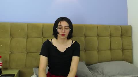 Snapshot of raechel_morgan chatting on 14, 5, 2026 Reachel online show from 14, 5, 2026