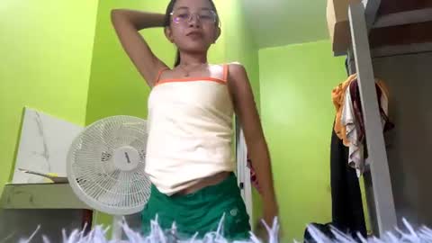 Snapshot of raeleneslotkin chatting on 11, 6, 2026 Eva online show from 11, 6, 2026