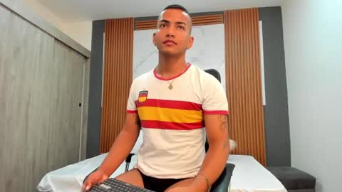 Snapshot of rafa_cruz chatting on 19, 2, 2025 rafa_cruz online show from 19, 2, 2025