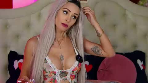 Snapshot of ragazzabellaa chatting on 20, 7, 2026 Monica online show from 20, 7, 2026