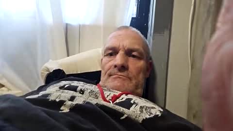 Snapshot of ragingzef69 chatting on 14, 5, 2026 Bigthickdickinvic online show from 14, 5, 2026