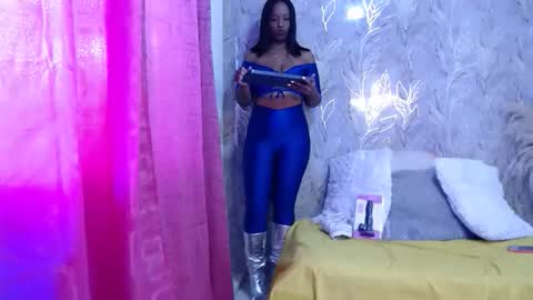 raichellcooper1 online show from 14, 12, 2025