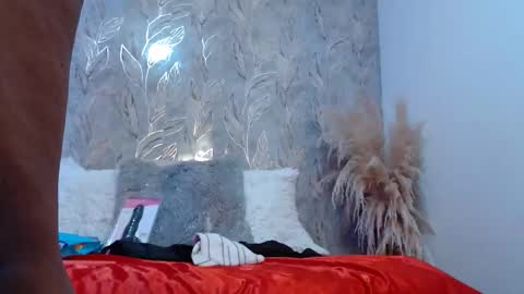 raichellcooper1 online show from 16, 12, 2025