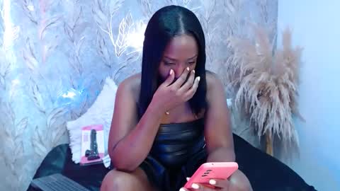 raichellcooper1 online show from 18, 12, 2025