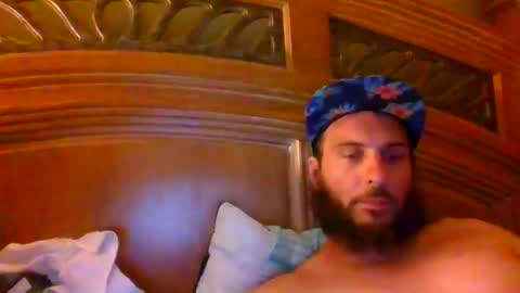 Snapshot of raidersman757 chatting on 5, 7, 2026 hitman online show from 5, 7, 2026
