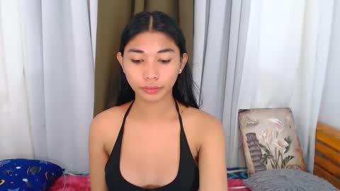 raindrizzle1706 online show from 12, 2, 2026