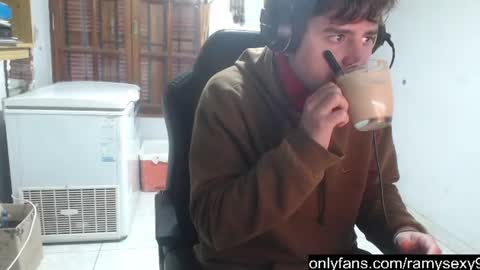 Snapshot of ramisexyloveyou chatting on 30, 6, 2026 Ramiro online show from 30, 6, 2026