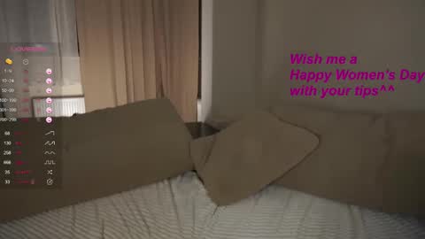 Snapshot of randichaplin chatting on 8, 3, 2025 Vilda online show from 8, 3, 2025