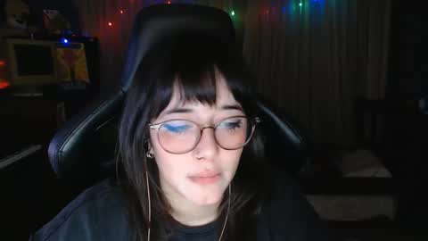 randomegirl666 online show from 23, 4, 2026