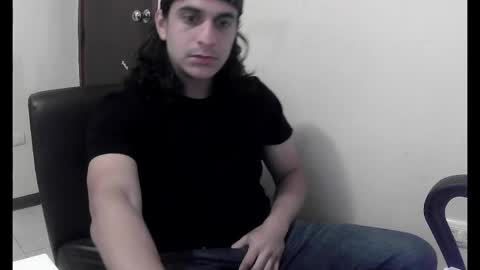 Snapshot of randomzombie chatting on 4, 4, 2026 randomzombie online show from 4, 4, 2026