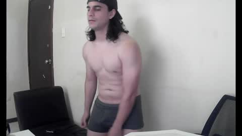 Snapshot of randomzombie chatting on 4, 4, 2026 randomzombie online show from 4, 4, 2026
