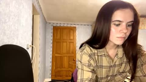 Snapshot of raneetagaloe chatting on 8, 9, 2025 Lia online show from 8, 9, 2025