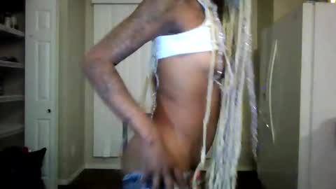 Snapshot of raregoddess04 chatting on 11, 11, 2025 TattedGoddess online show from 11, 11, 2025