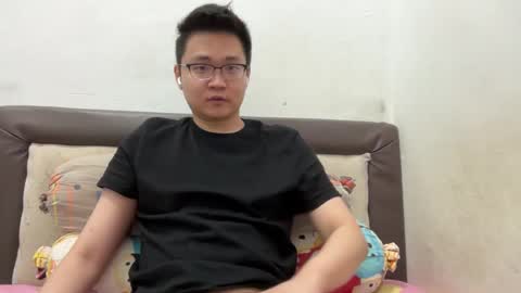 randomnaut online show from 2, 2, 2025