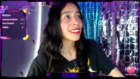   online show from 6, 11, 2025