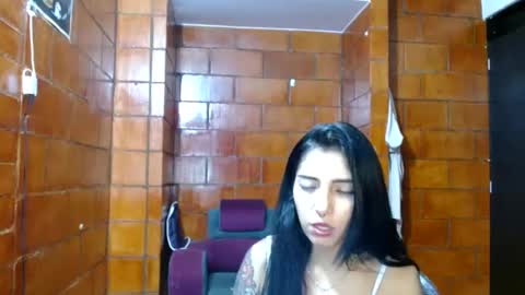 Snapshot of raven__purple chatting on 29, 1, 2025 raven__purple online show from 29, 1, 2025