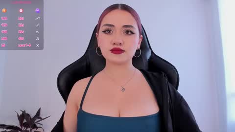 Snapshot of raven__white1 chatting on 17, 1, 2025 Raven online show from 17, 1, 2025