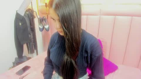 Snapshot of raven_loove chatting on 4, 5, 2026 raven_loove online show from 4, 5, 2026