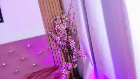 ravena_queen online show from 27, 5, 2026
