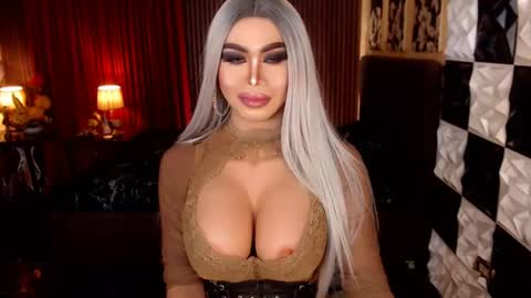 ravenmystiquex online show from 7, 7, 2026