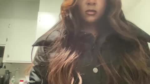 Snapshot of raventhebigbodybitch chatting on 29, 1, 2025 raventhebigbodybitch online show from 29, 1, 2025
