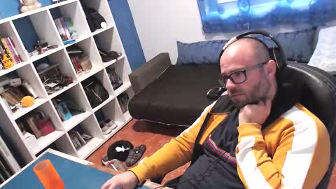 ravingr3d3 online show from 25, 10, 2025