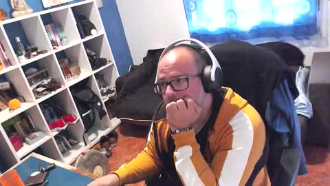 ravingr3d3 online show from 2, 11, 2025