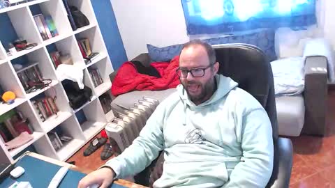 ravingr3d3 online show from 26, 11, 2025